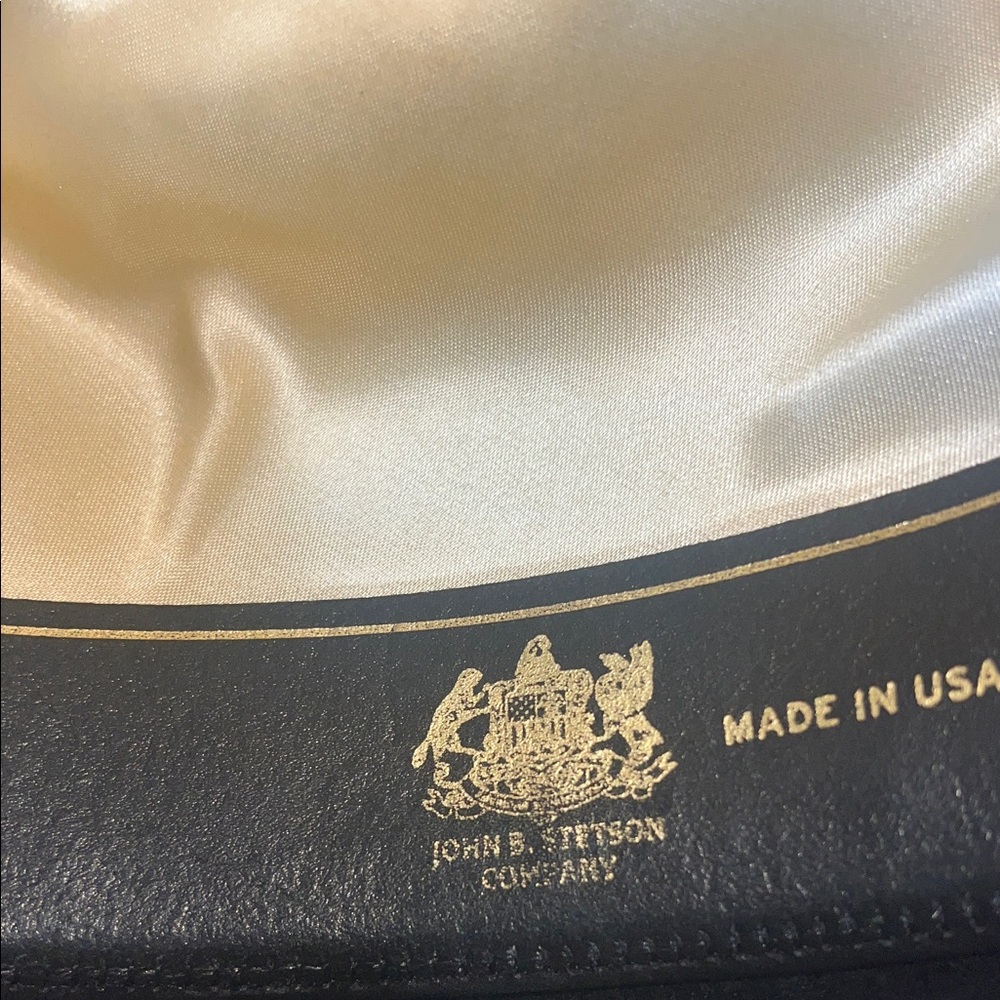 Stetson Gold and Cream Hat Interior - Picture 5 of 6